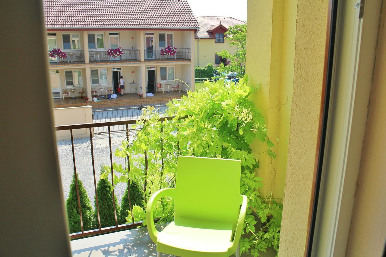 Toskána Velky Meder Exterior foto